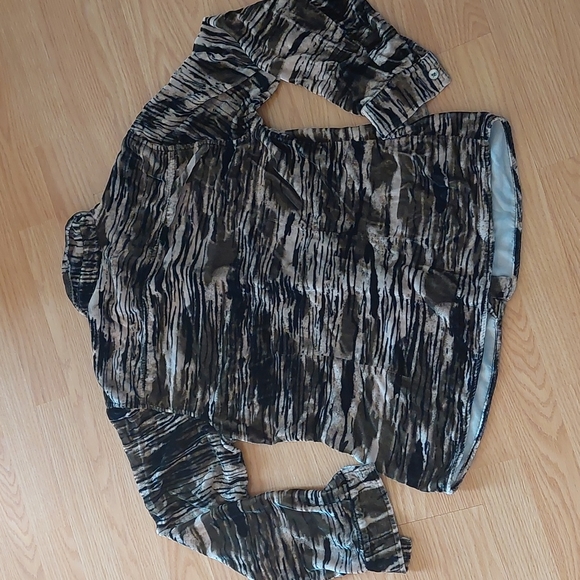 Velvet blouse - Picture 5 of 6